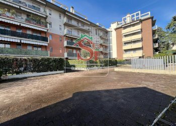 Trilocale Via G.B. Rota, Bergamo - foto 1