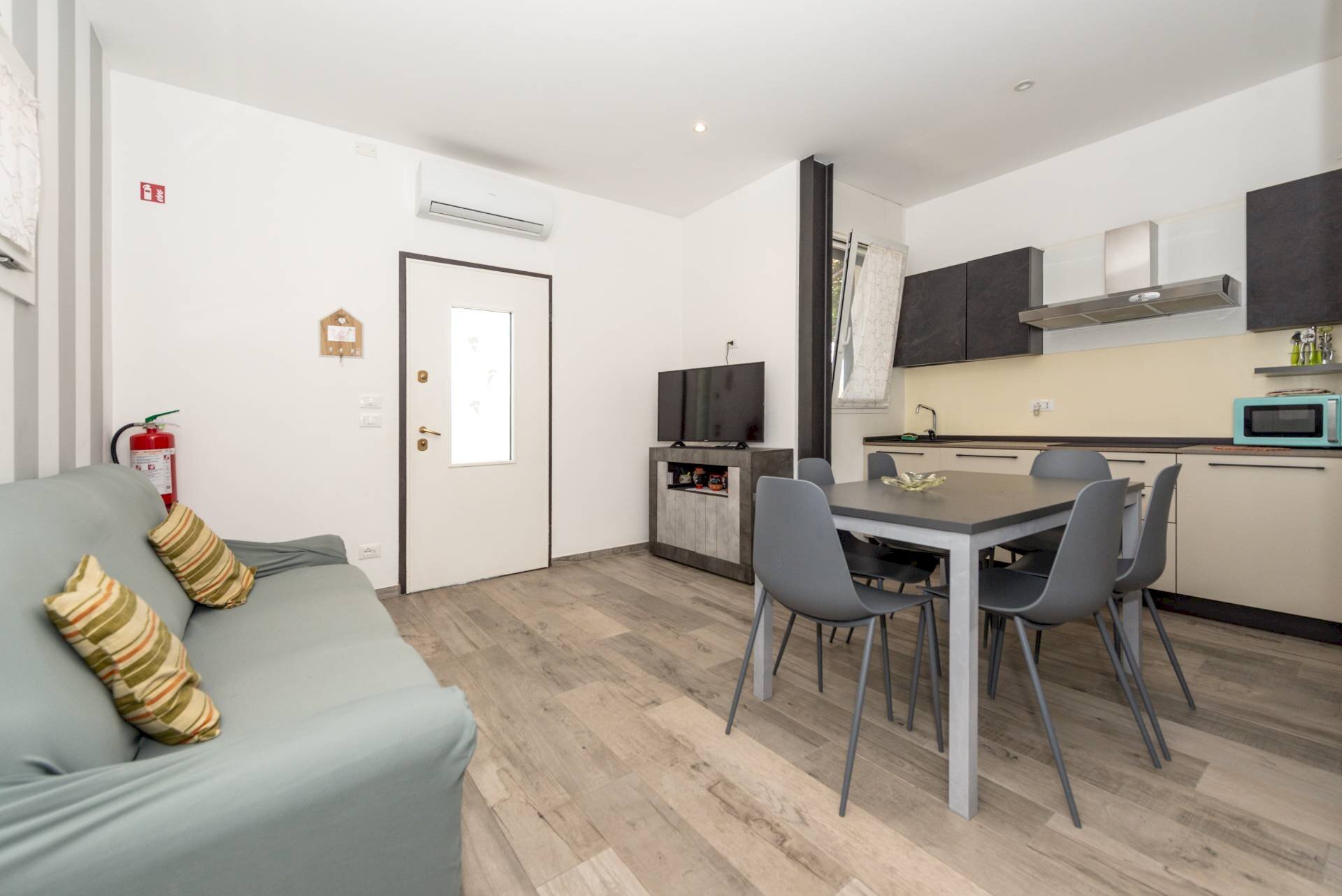 Three-room apartment Via Aquileia, Jesolo - photo 1