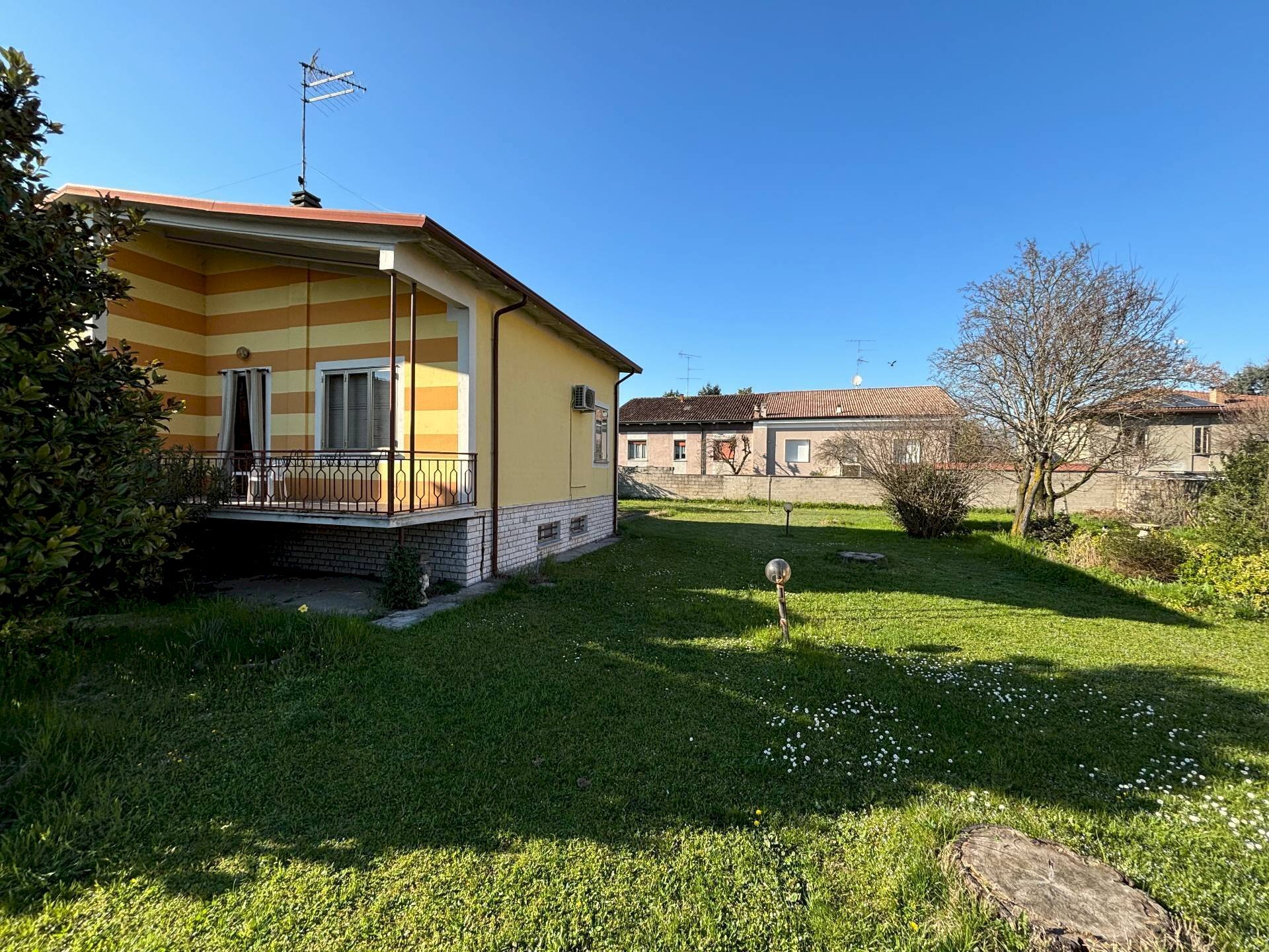 Villa Unifamiliare Rodigo - foto 2