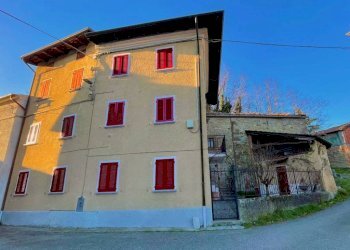Facciata - Villa via musigliano, Gremiasco - foto 12