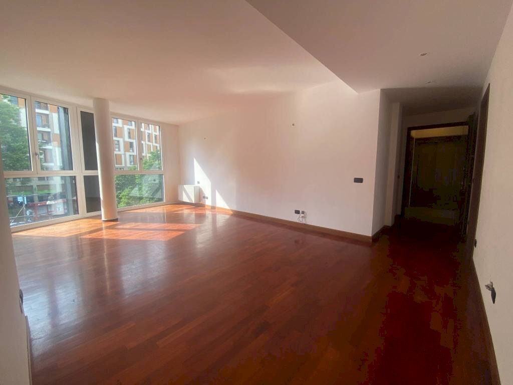 Interno palazzo - Apartment largo La Foppa, 2, Milano - photo 1