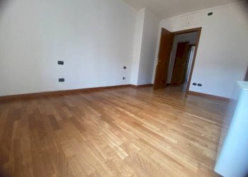 Camera da letto - Trilocale largo La Foppa, 2, Milano - foto 18