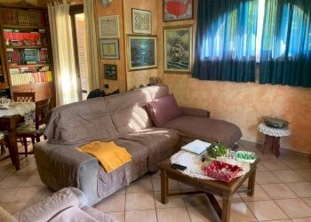 Salone - Villa via Godola, Massa - foto 9