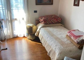 Camera da letto - Villa via Godola, Massa - foto 28