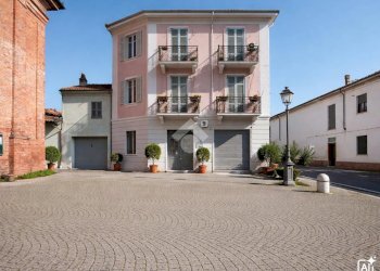 Stable - Palace Via Sp244, Alessandria - photo 1