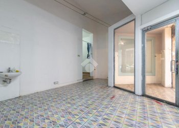 Negozio Via Galliera, Bologna (zona Centro Storico) - foto 3