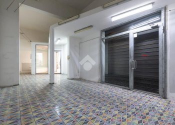 Negozio Via Galliera, Bologna (zona Centro Storico) - foto 11