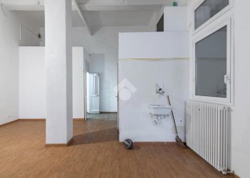Negozio Via Galliera, Bologna (zona Centro Storico) - foto 21
