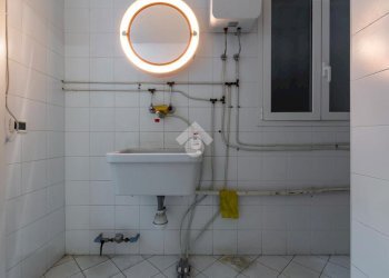 Negozio Via Galliera, Bologna (zona Centro Storico) - foto 22