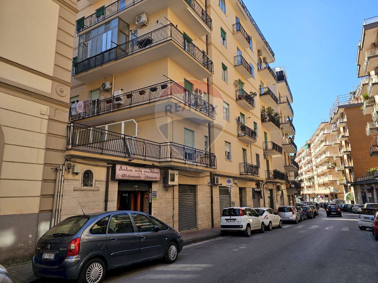 Locale Commerciale Via Francesco Crispi, Salerno - foto 2