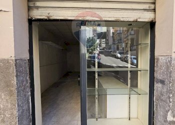 Locale Commerciale Via Francesco Crispi, Salerno - foto 9