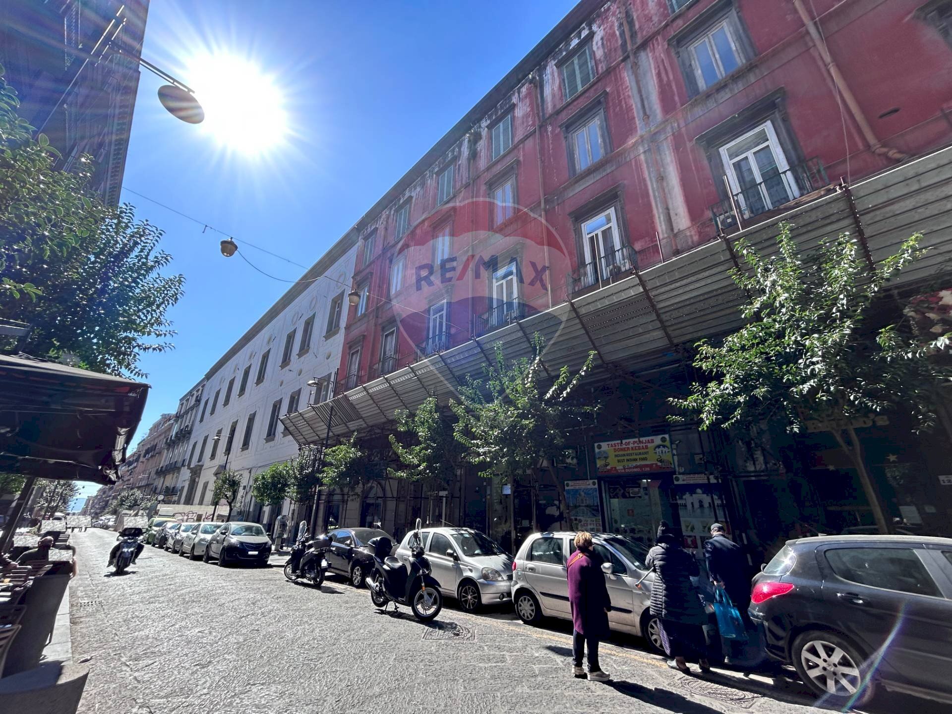 Commercial Premises Via Duomo, Napoli (neighborhood San Lorenzo) - photo 2