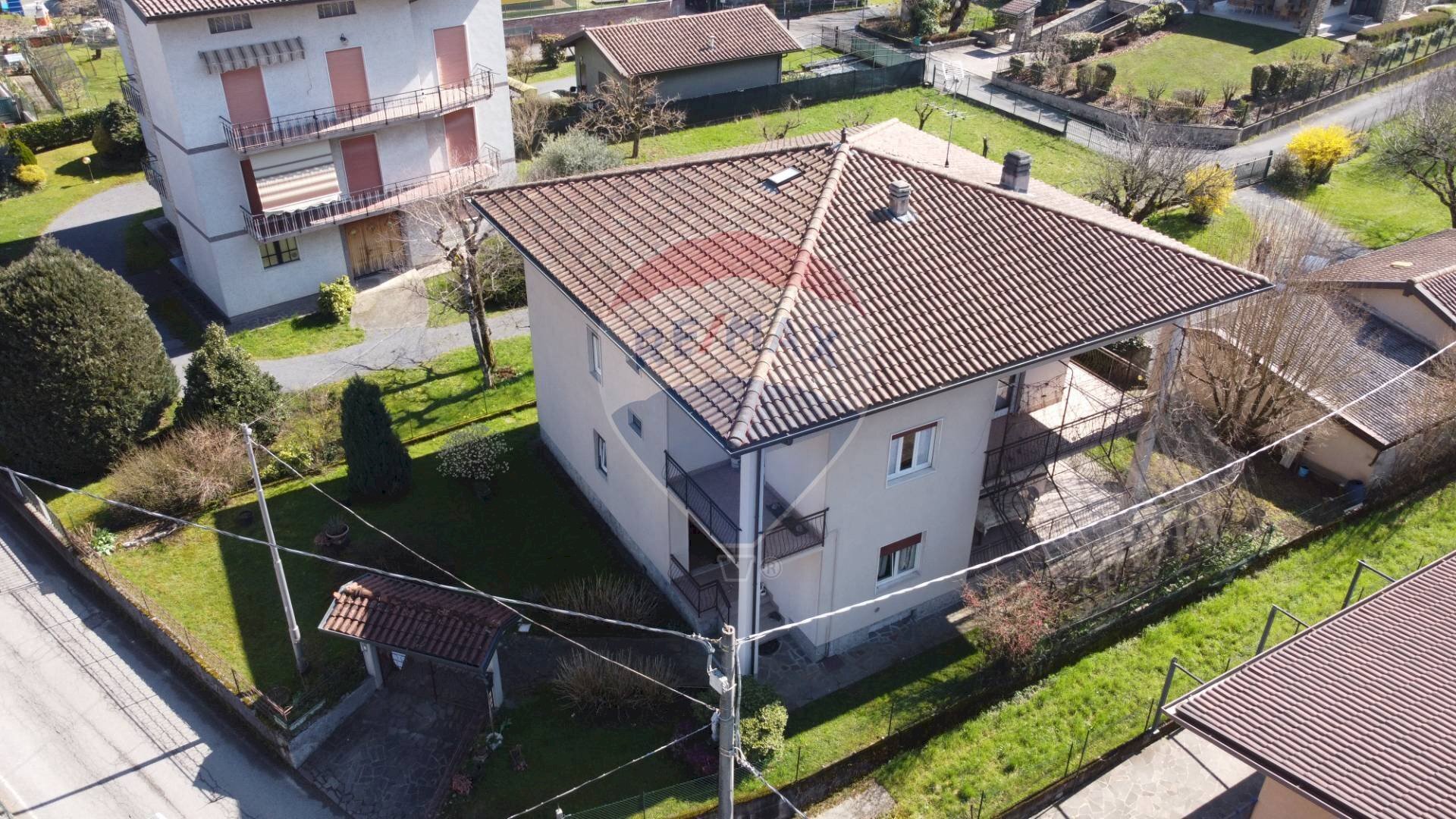 Villa Unifamiliare Endine Gaiano - foto 1