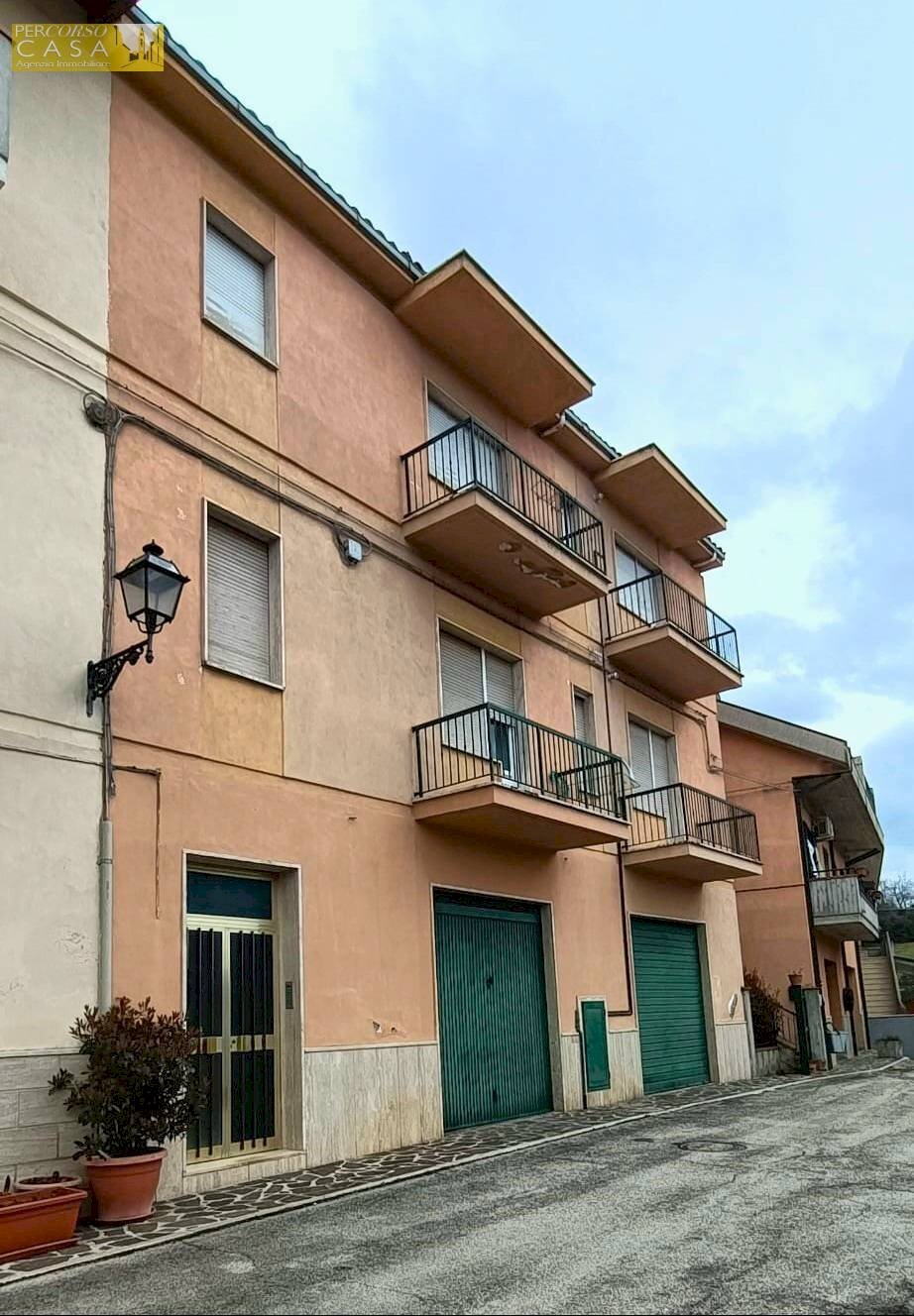 Apartment Frazione Rocciano, Teramo - photo 1