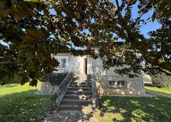 Villa Unifamiliare Marmirolo - foto 1