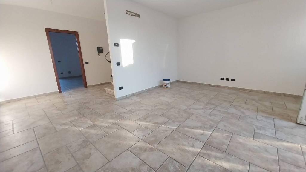 Stanza non arredata - Terraced Villa Ravarino - photo 1