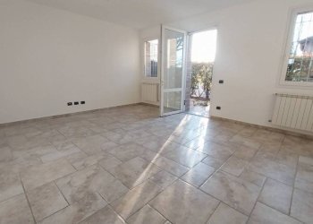 Stanza non arredata - Villa a Schiera Ravarino - foto 2