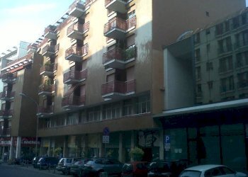 Facciata - Magazzino via Gian Pietro Puricelli, 3, Gallarate - foto 11