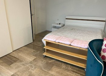 Camera da letto - Bilocale via Monsignor Alessandro Proserpio, Varese - foto 19