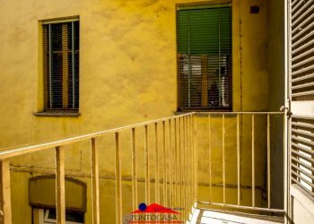 Balcone - Appartamento via Umberto I, 128, Busca - foto 30