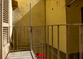 Balcone - Appartamento via Umberto I, 128, Busca - foto 31