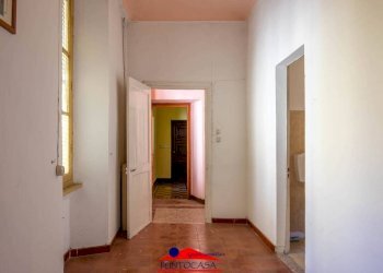 Corridoio - Appartamento via Umberto I, 128, Busca - foto 32