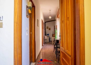 Corridoio - Appartamento via Umberto I, 128, Busca - foto 33