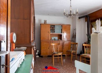 Salone - Appartamento via Umberto I, 128, Busca - foto 36