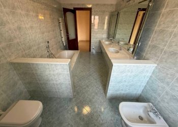 Bagno - Apartment San Secondo di Pinerolo - photo 19