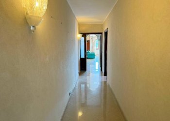 Corridoio - Apartment San Secondo di Pinerolo - photo 26