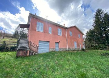 Esterni - Casa indipendente strada provinciale 523, Varese Ligure - foto 1