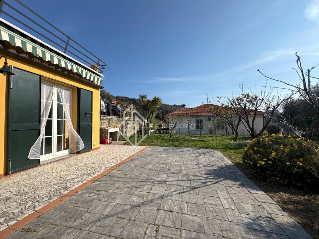 Giardino - One-room apartment via dei Siri, 53, Albisola Superiore - photo 1