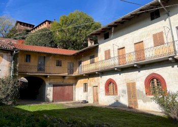 Rustico via Duca d'Aosta, 27, Barengo - foto 1