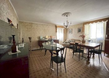 Salone - Appartamento via Calegaris, San Sebastiano Curone - foto 2