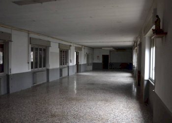 Interno non residenziale - Magazzino via Borgo Antico, 3, Gallarate - foto 4