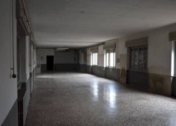 Interno non residenziale - Magazzino via Borgo Antico, 3, Gallarate - foto 7