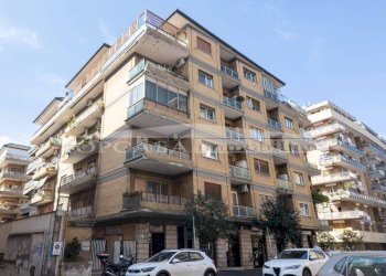 Facciata - Attico via Quintilio Varo, 46, Roma - foto 41