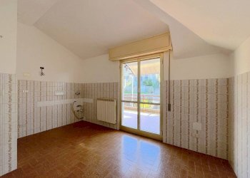 Cucina - Attico via Casareggio, 6, Moconesi - foto 3