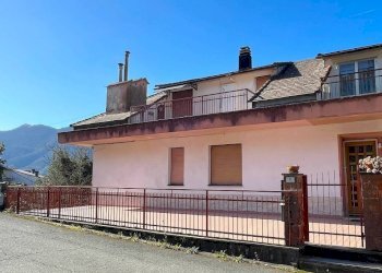 Facciata - Attico via Casareggio, 6, Moconesi - foto 19