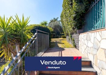 Giardino - Villa a Schiera via Nizzeti, 211, Aci Catena - foto 1