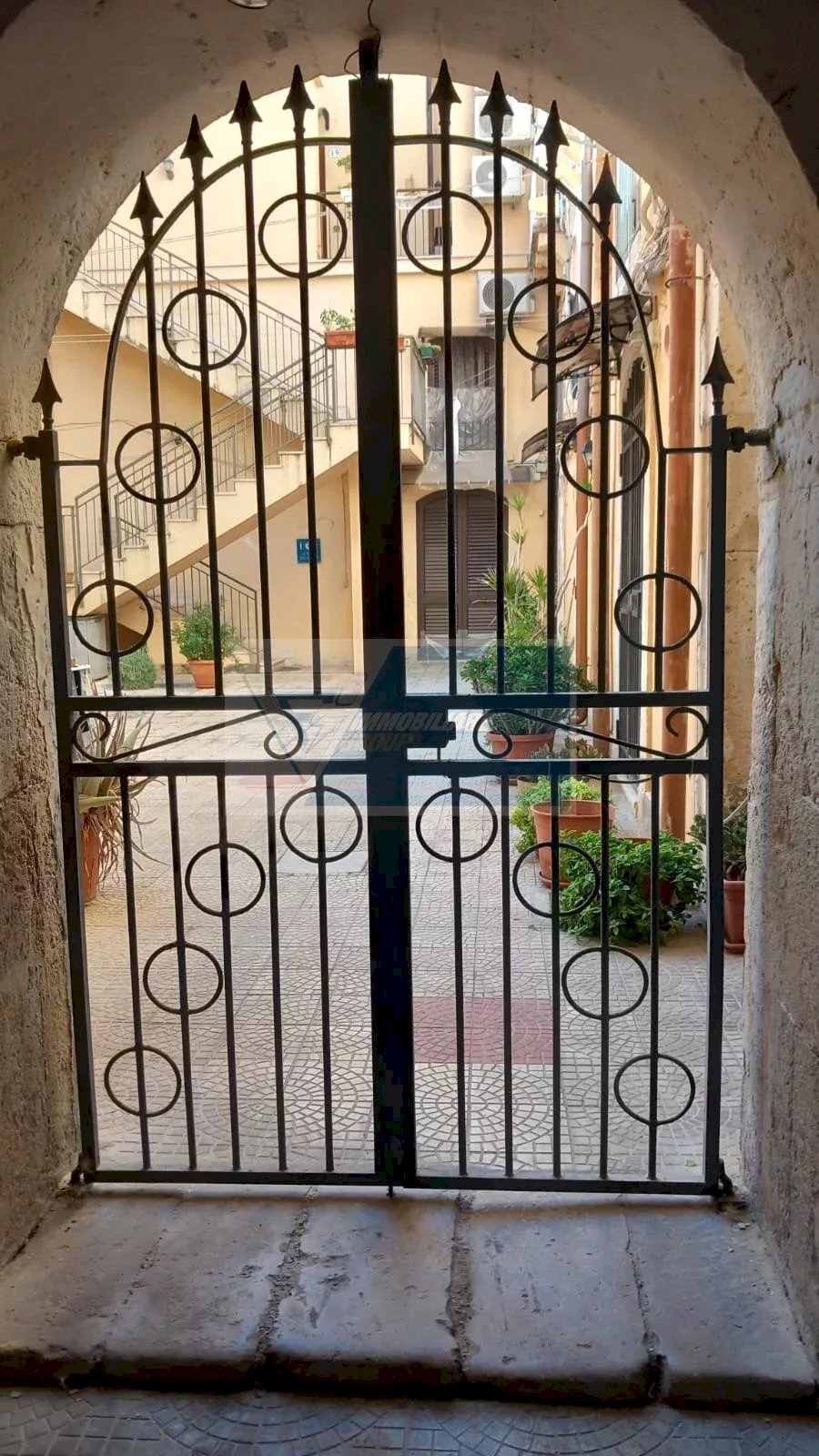 Two-room apartment Corso Umberto I, Siracusa - photo 1