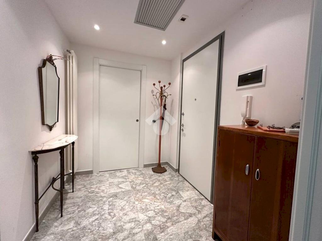 Four-room apartment Via lagazzi, Bordighera - photo 2