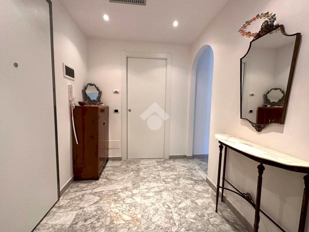 Four-room apartment Via lagazzi, Bordighera - photo 3