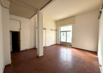 Warehouse via Stefano Castagnola, Genova - photo 8