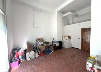 Warehouse via Stefano Castagnola, Genova - photo 10