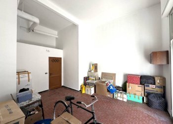 Warehouse via Stefano Castagnola, Genova - photo 11