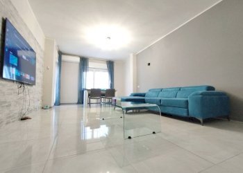 Salone - Quadrilocale via Cappuccini, 7, Cerro Maggiore - foto 4