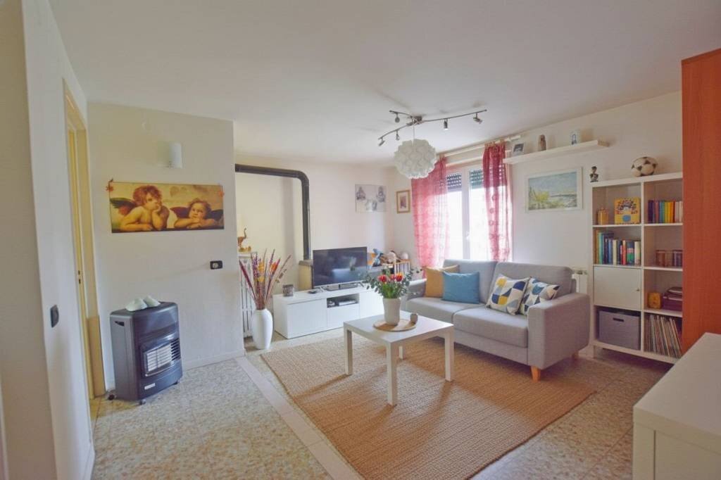 Salone - Casa indipendente viale Martiri della Libertà, 67, Clavesana - foto 1