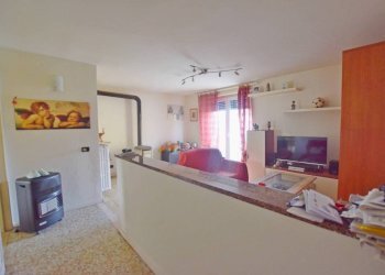 Cucina - Casa indipendente viale Martiri della Libertà, 67, Clavesana - foto 2