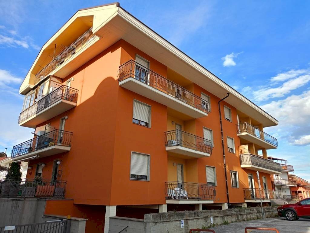 Facciata - Four-room apartment via Villar, 35, Borgo San Dalmazzo - photo 3